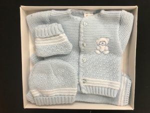 Newborn Knitted Clothes